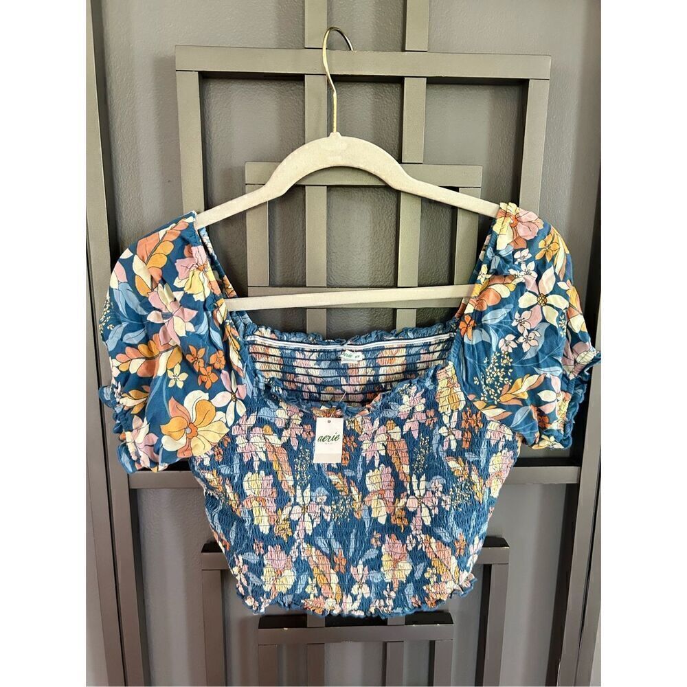 NWT Aerie blue floral cropped top off the shoulder size M